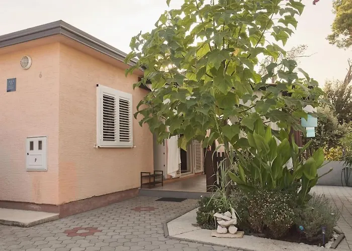 Zhouse - Your House Villa