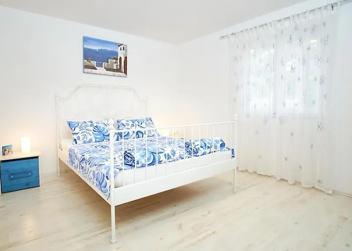 Zhouse - Your House Villa *