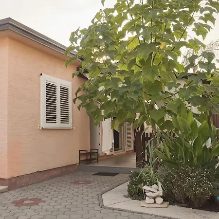 Zhouse - Your House Villa