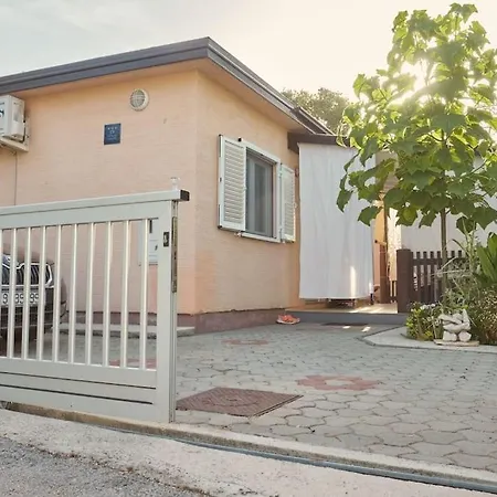 Zhouse - Your House *